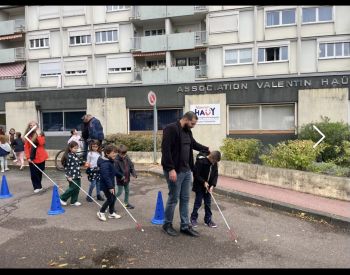 ÉCOLE LA COLOMBIÈRE // S'OUVRIR À LA DIFFÉRENCE - Ensemble St Charles